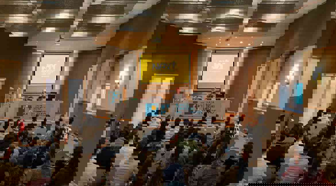 65A6903a Fd61 445B 9Cde 4B442ff75cbf