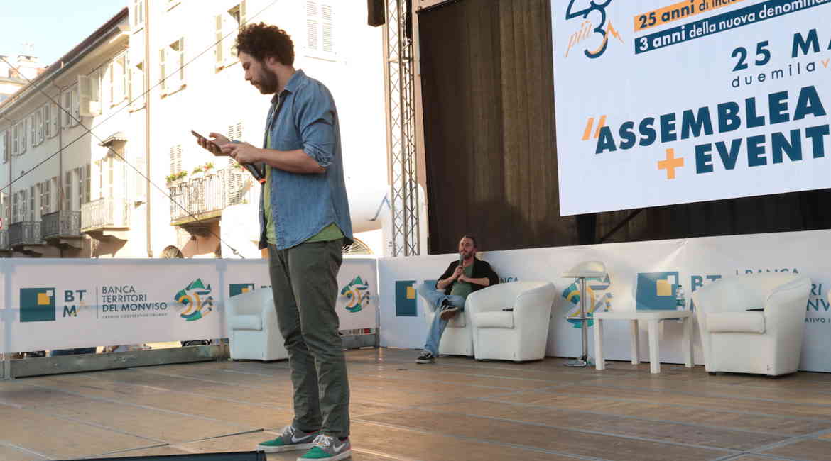 Pampers In Piazza Sant'agostino A Carmagnola 2025 6