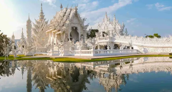 Thailandia Wat Rong Khun Tempio Bianco 