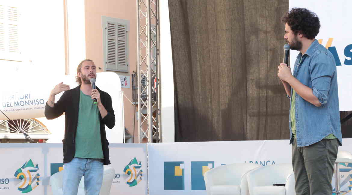 Pampers In Piazza Sant'agostino A Carmagnola 2025 1