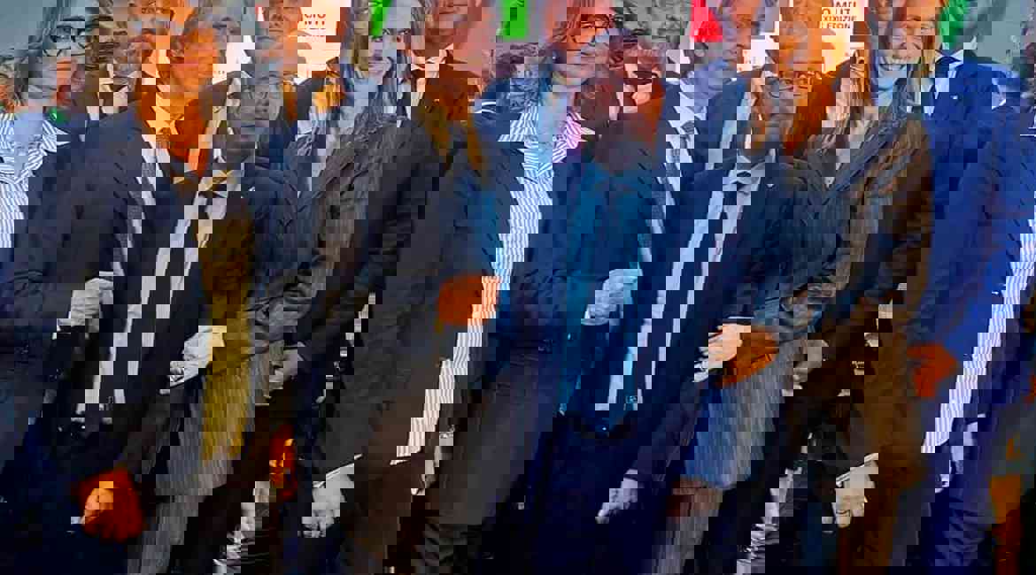 F282009c 49C7 43F6 Aabb 2C18caab15a5