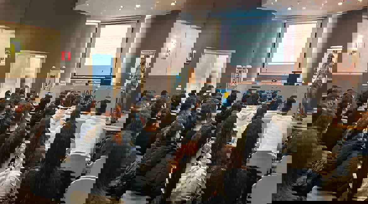 7685F98b 1Ad2 42Fe A5f3 Fce8fda982e0