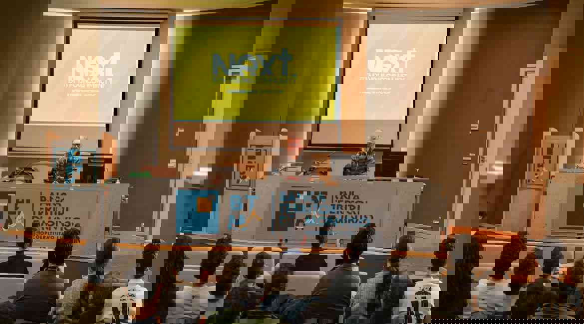 42Cf858b 0921 49C1 9A25 6463C50e1a2a