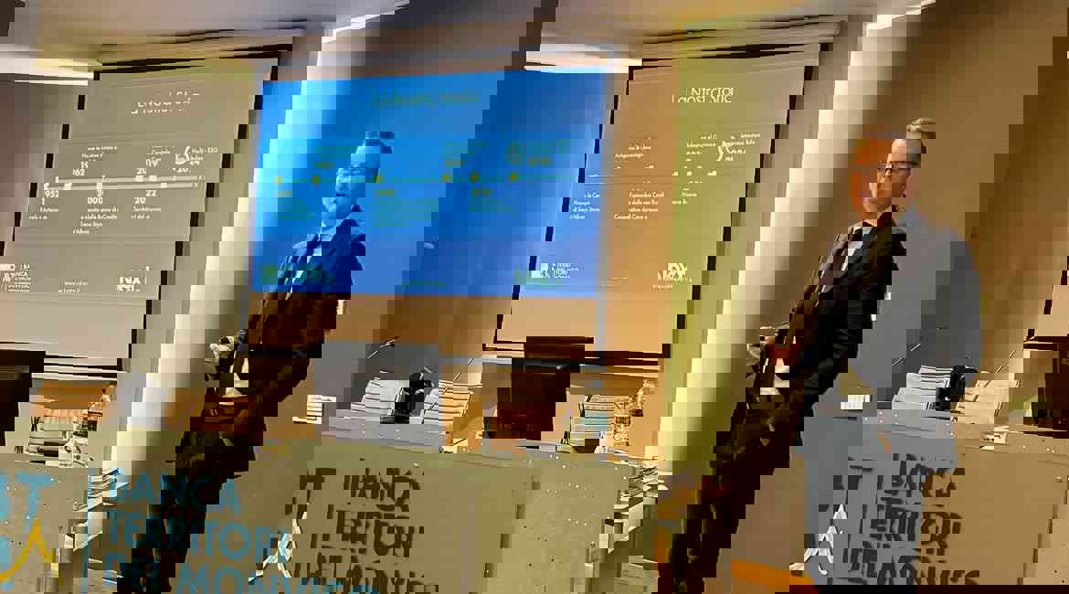 584F5648 F972 4A66 B8d9 85B703a58b2e